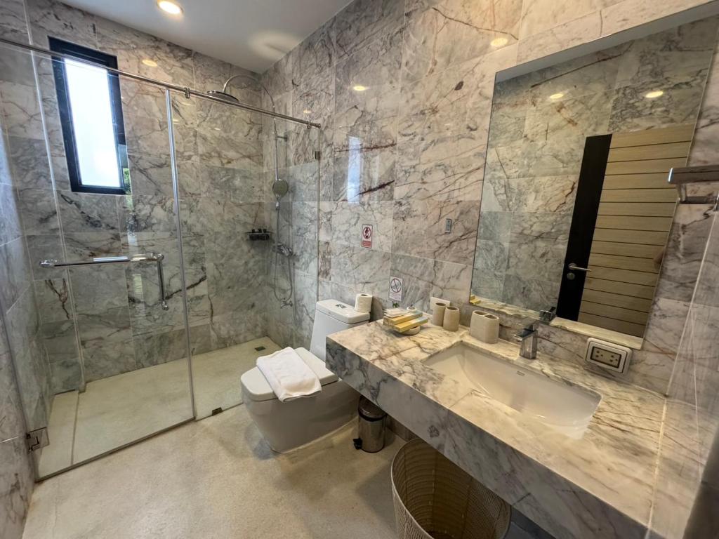 
Superior Family Room
