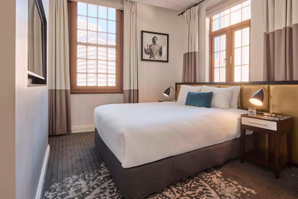 
Large Heritage Suite
