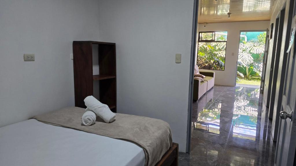 Postel nebo postele na pokoji v ubytování Hostel Cattleya - Monteverde, Costa Rica