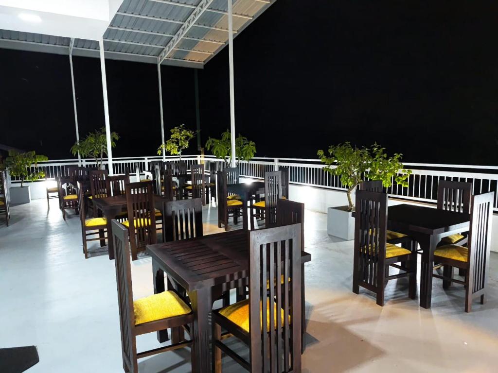 Restaurace v ubytování The Kandy Havens