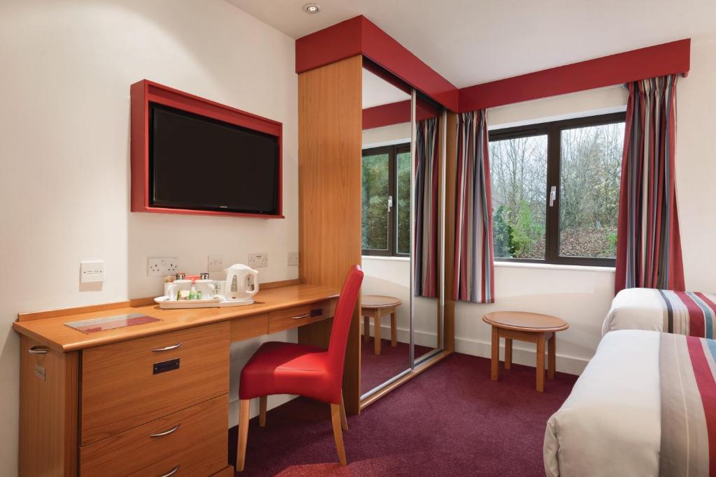 Ramada Cambridge - Resim 45