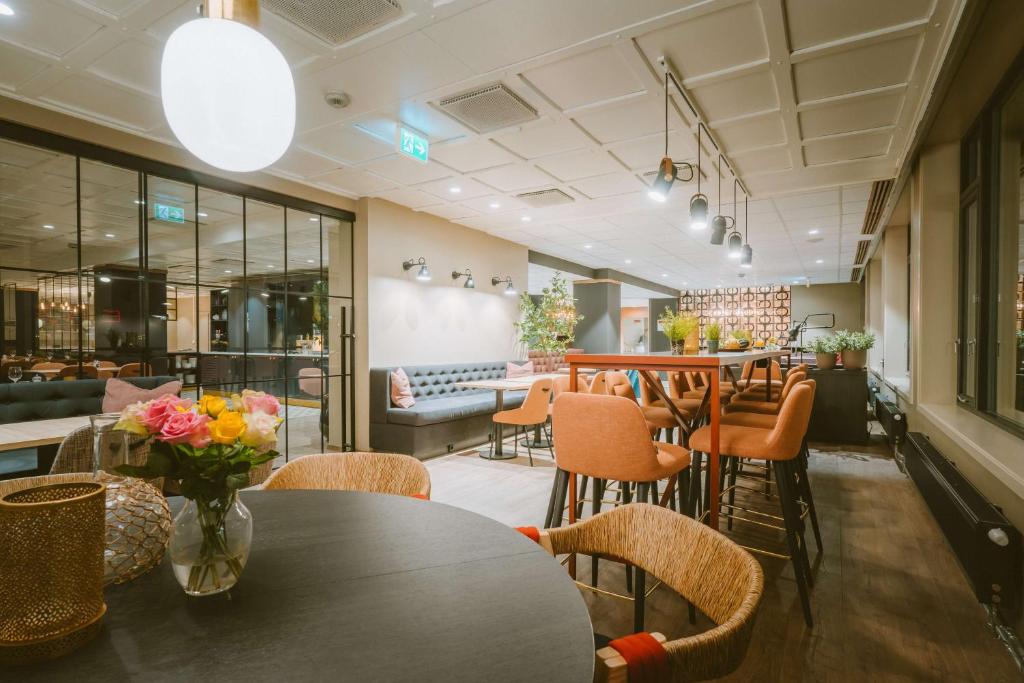 Posezení v ubytování Scandic Grand Tromsø