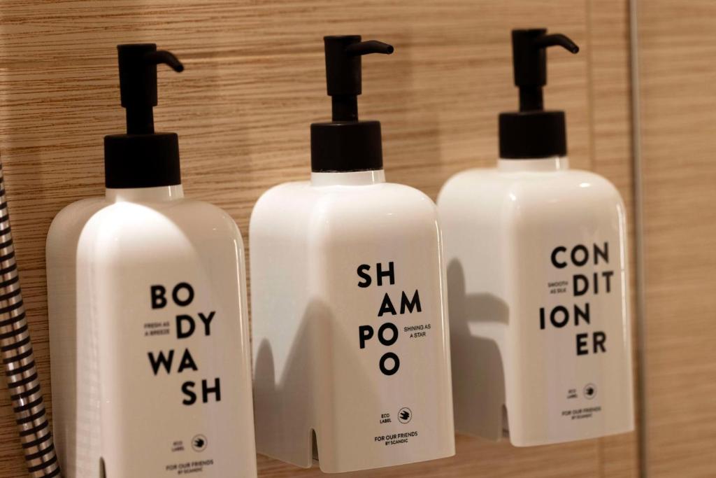 Scandic Hamburg Emporio - Resim 7