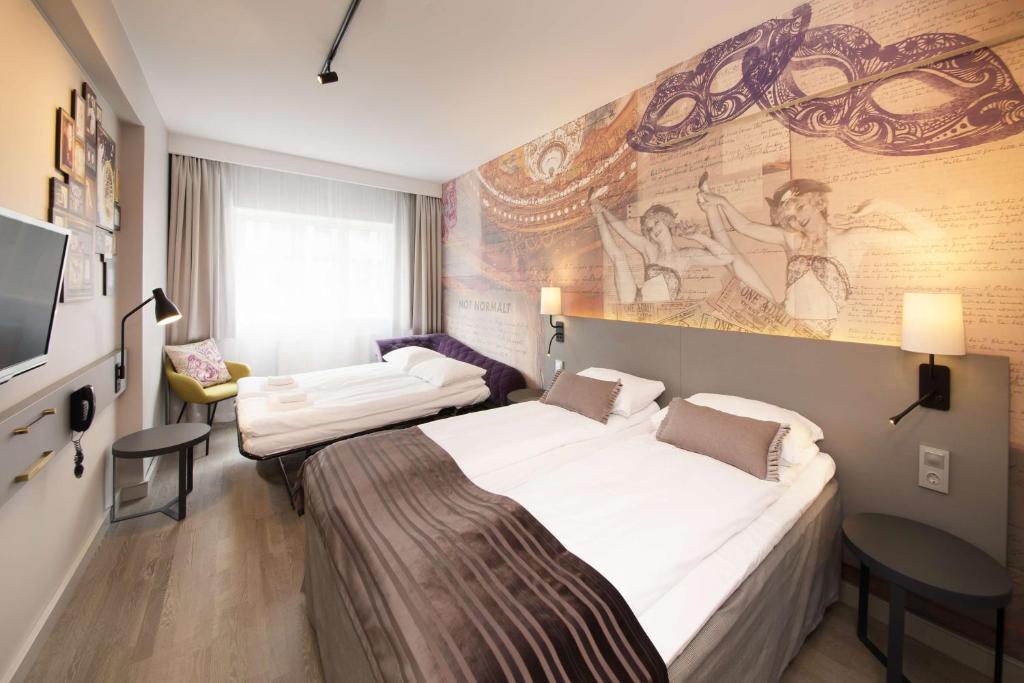 
Standard Family Room
