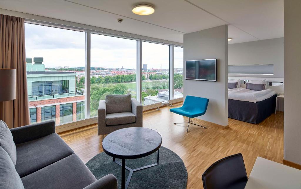 
Superior King Plus Room
