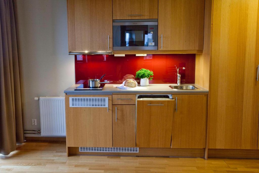 Kuchyň nebo kuchyňský kout v ubytování Scandic Malmö City