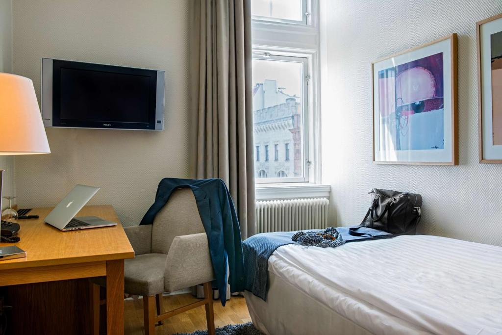 TV a/nebo společenská místnost v ubytování Scandic Stortorget