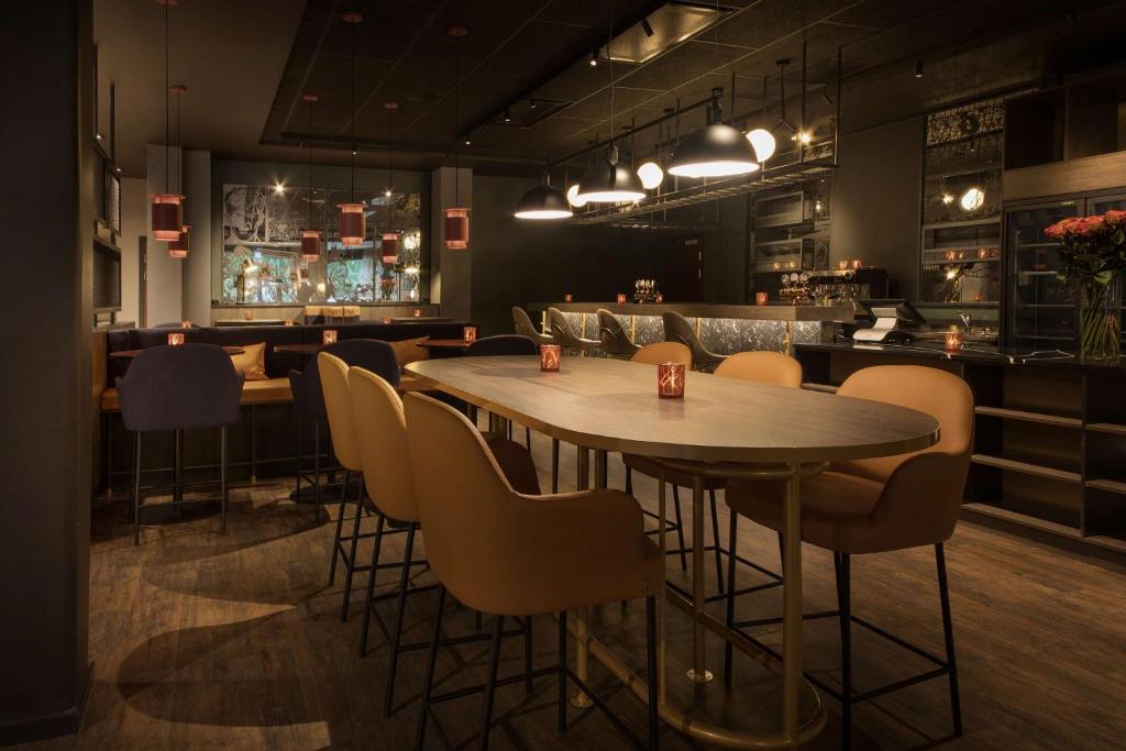 Lounge nebo bar v ubytování Scandic Helsfyr