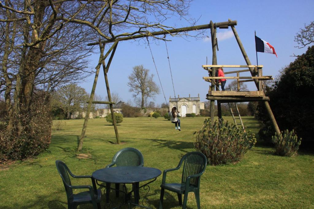 Herní místnost nebo prostor pro děti v ubytování Chateau de Vouilly