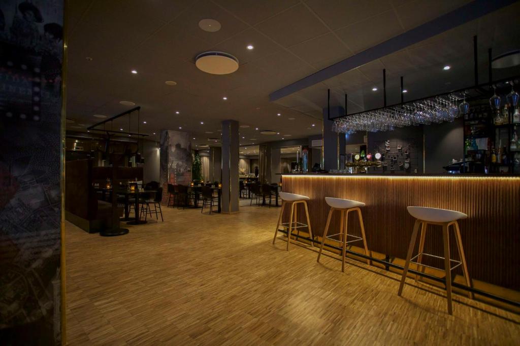Lounge nebo bar v ubytování Scandic Karlstad City