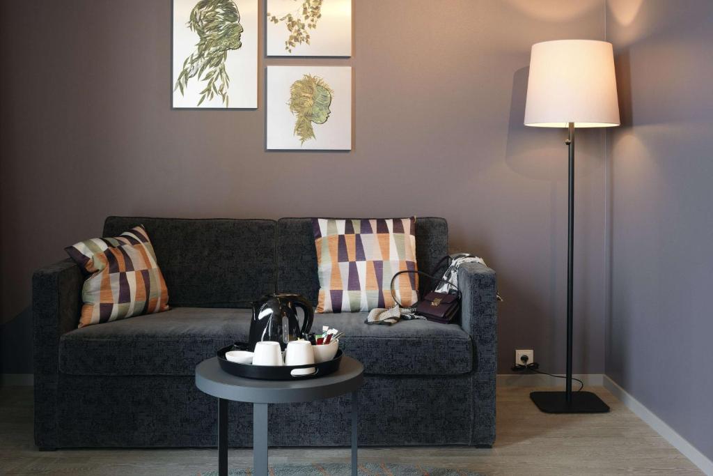 
Junior Suite with City View
