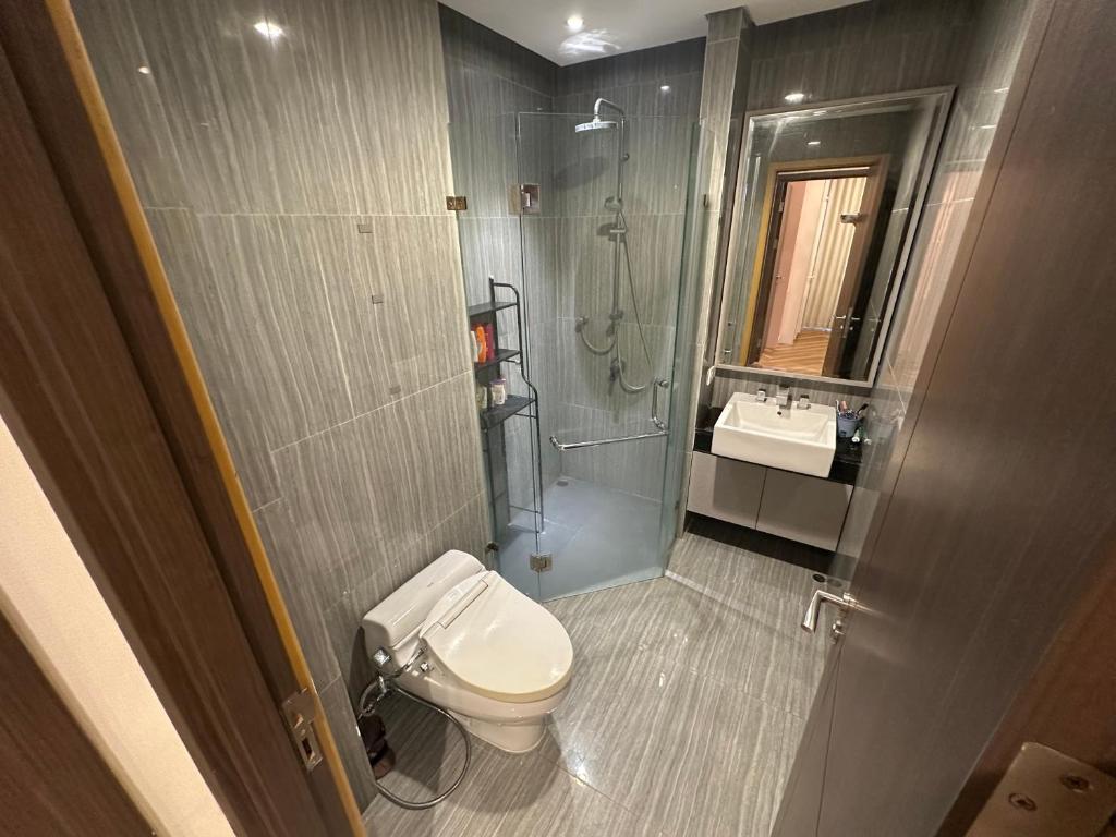 Apartemen capitol suites - One-Bedroom Apartment