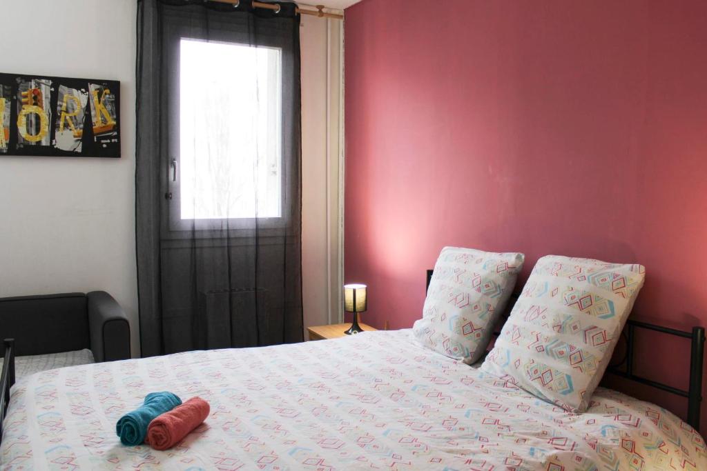 Photo de la galerie de l'établissement Spacious apartment near city center, à Saint-Denis