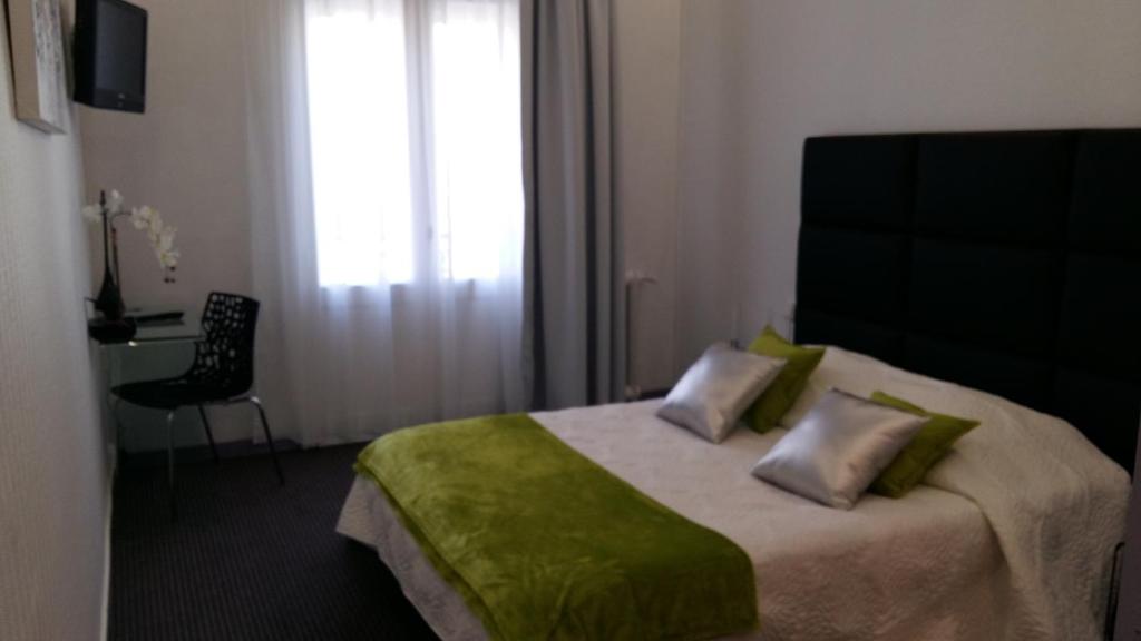 Hôtel Le Capitole - Resim 26