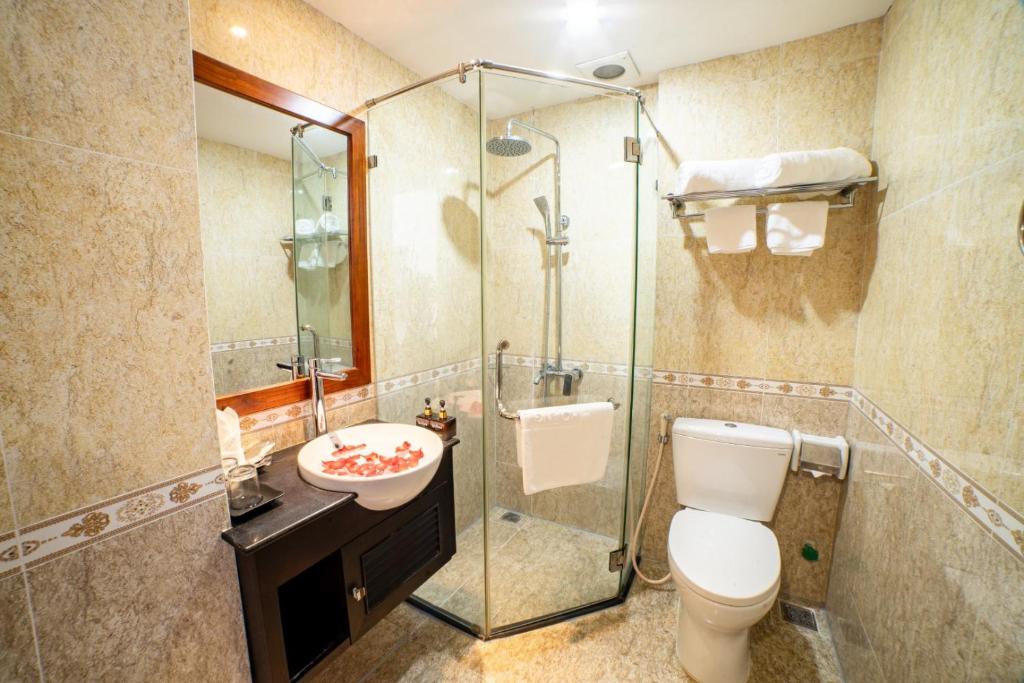 Koupelna v ubytování Lychees' Hotel