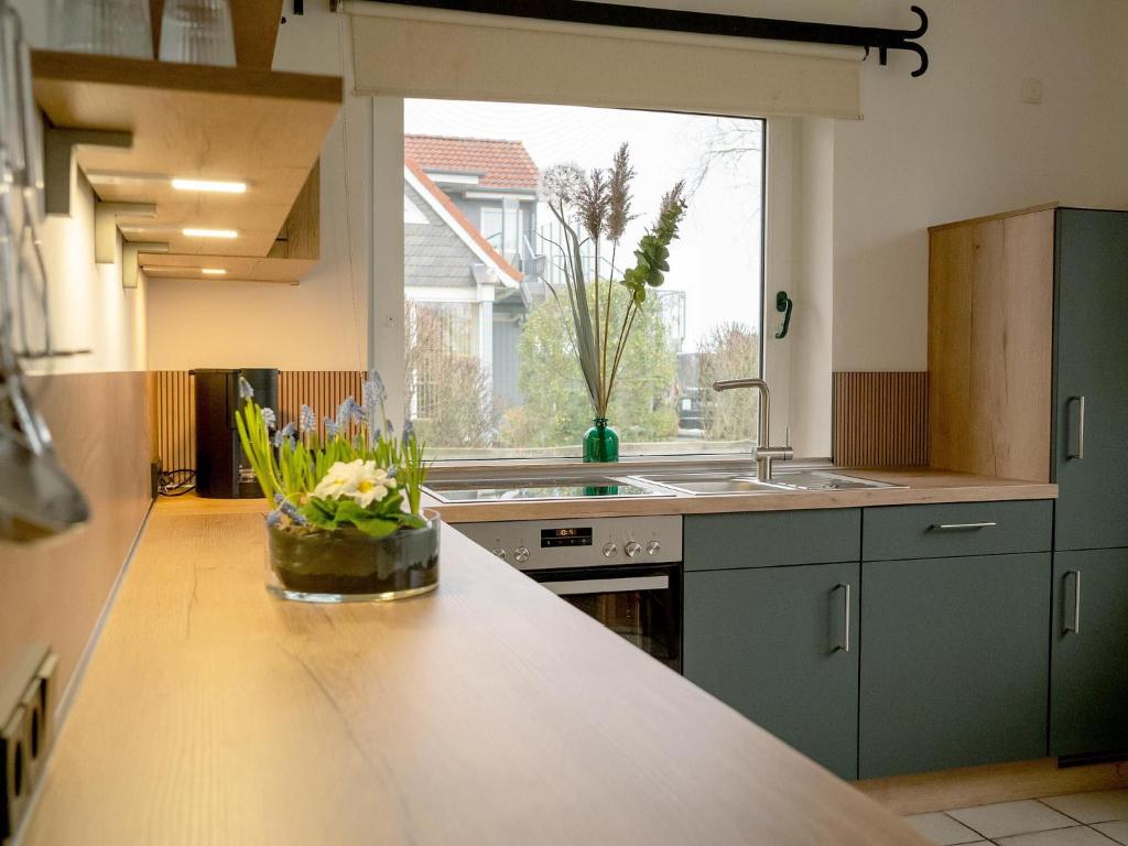 Trabbi-Haus - Three-Bedroom Apartment With Terrace