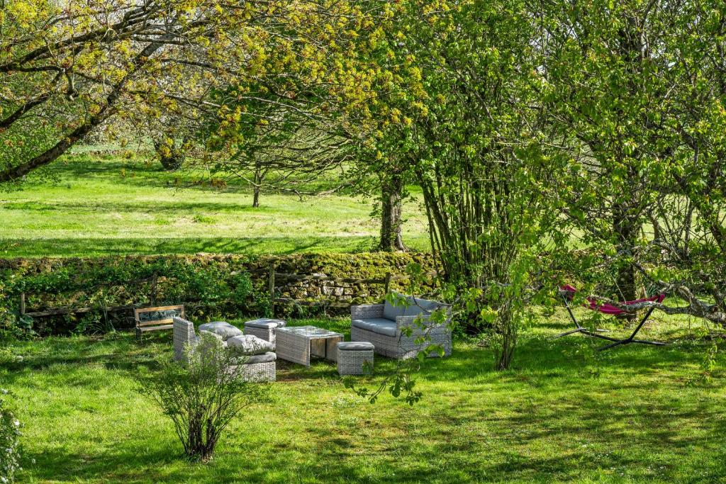 O 4 SAISONS DE BREILBON - Dreibettzimmer Mit Eigenem Bad