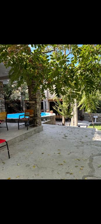 Φωτογραφία από το άλμπουμ του Sentyab Obi chashma guest house σε Tadzhimi