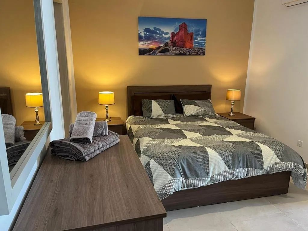 Stylish & Modern Apartment in St Pauls Bay