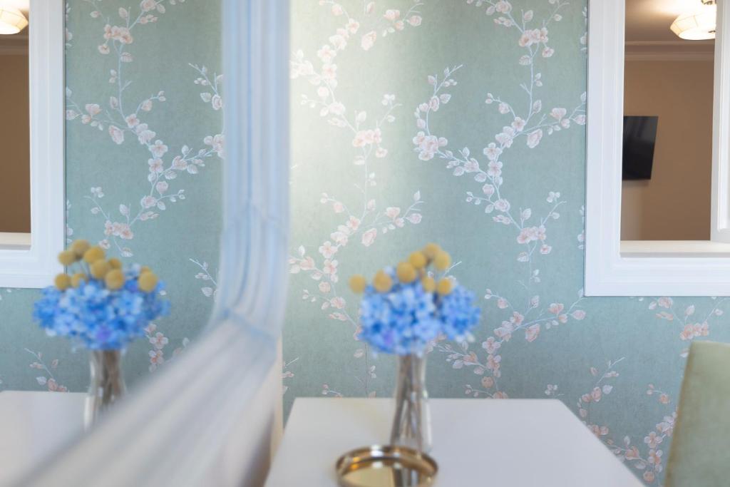 Gatto Perso Luxury Studios And Apartments - 16