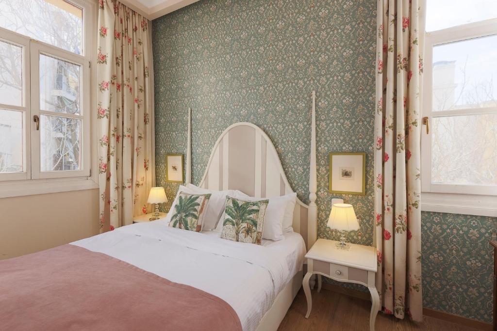 Gatto Perso Luxury Studios And Apartments - 4