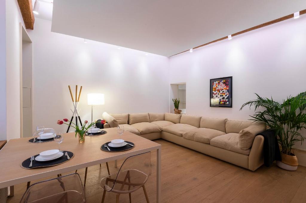 Coronari Navona luxury 1 bedroom 2 bathrooms