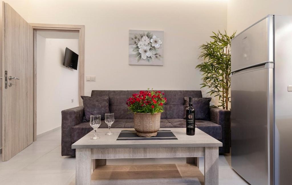 Posezení v ubytování Classy Suite near the Beach