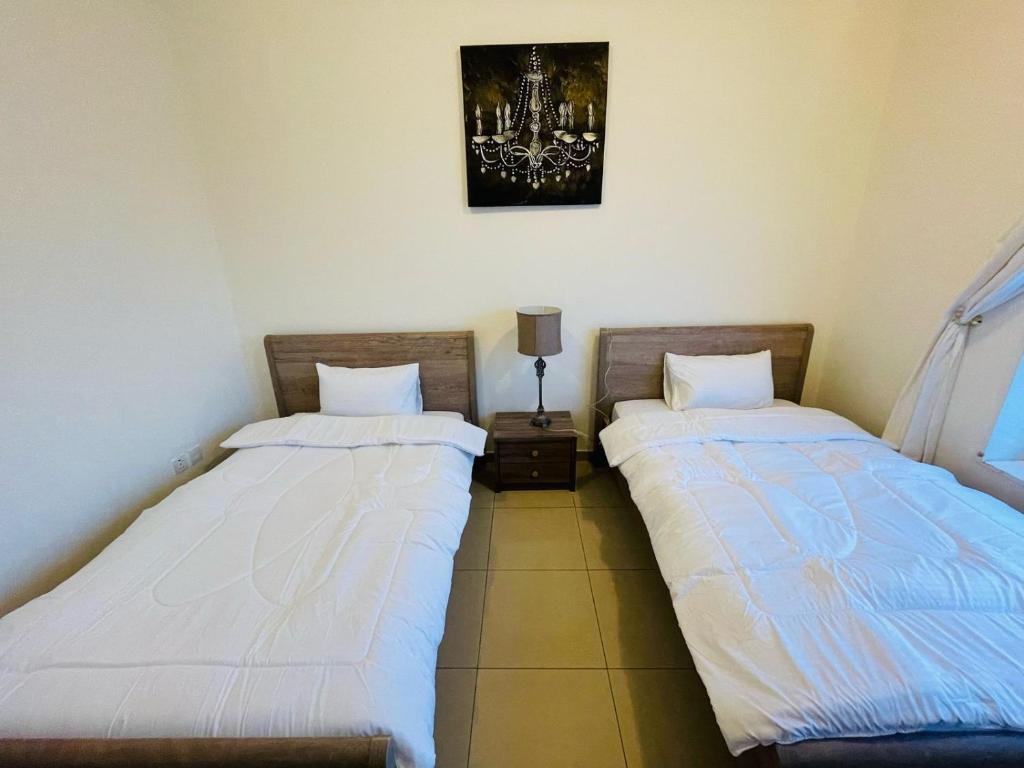Postel nebo postele na pokoji v ubytování panorama sea view luxury apartment 3 bedroom VIP