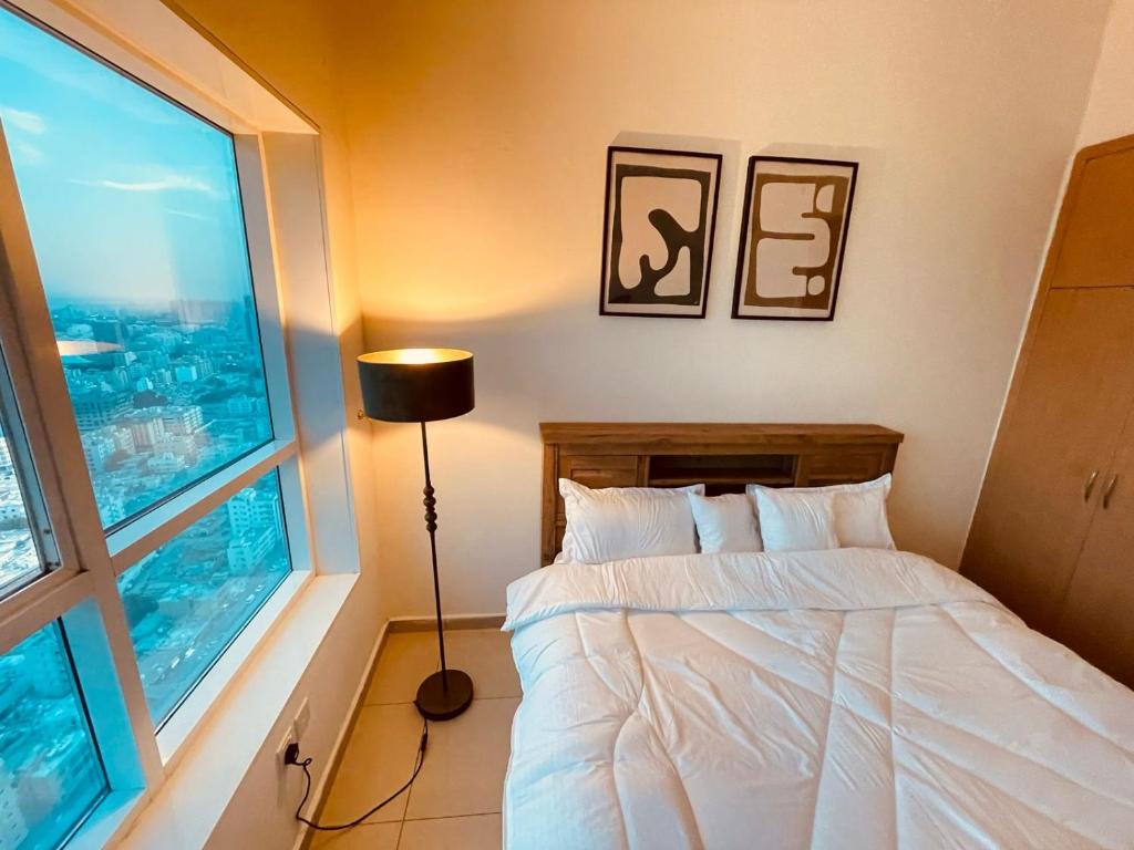 Postel nebo postele na pokoji v ubytování panorama sea view luxury apartment 3 bedroom VIP
