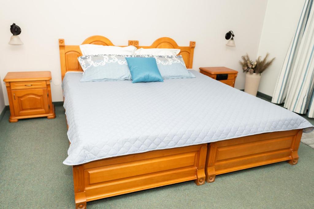 Postel nebo postele na pokoji v ubytování Boutique Hotel St. Stefan