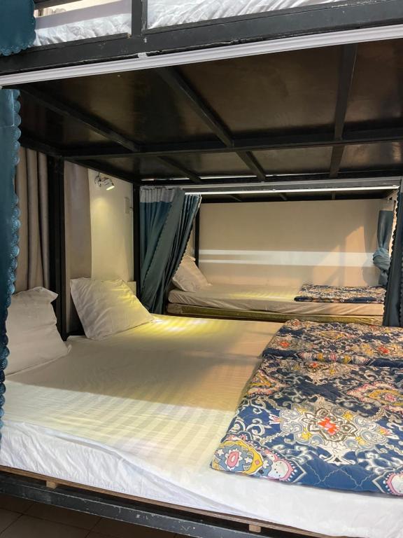 Friendly House Hostel - 9