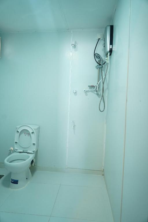 Golden Beach Hotel & Restaurant - 17