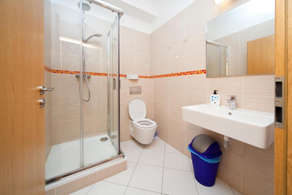 Koupelna v ubytování Hostel Orange
