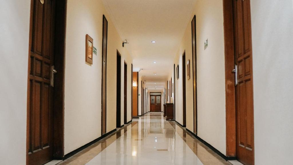 Fotografie z fotogalerie ubytování Tuwuh Hotel at Kayutangan v destinaci Malang
