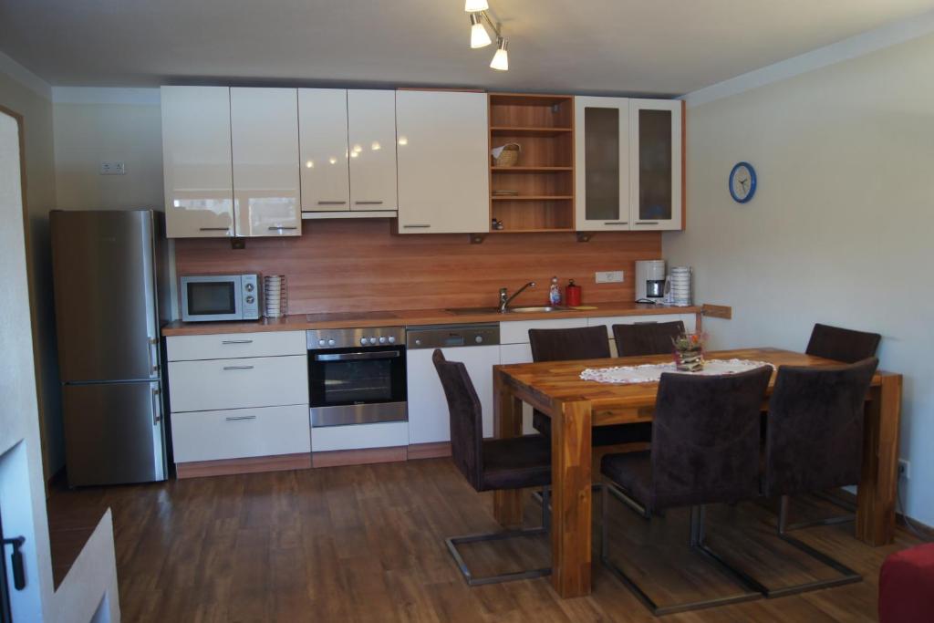 Kuchyň nebo kuchyňský kout v ubytování Appartement Felix
