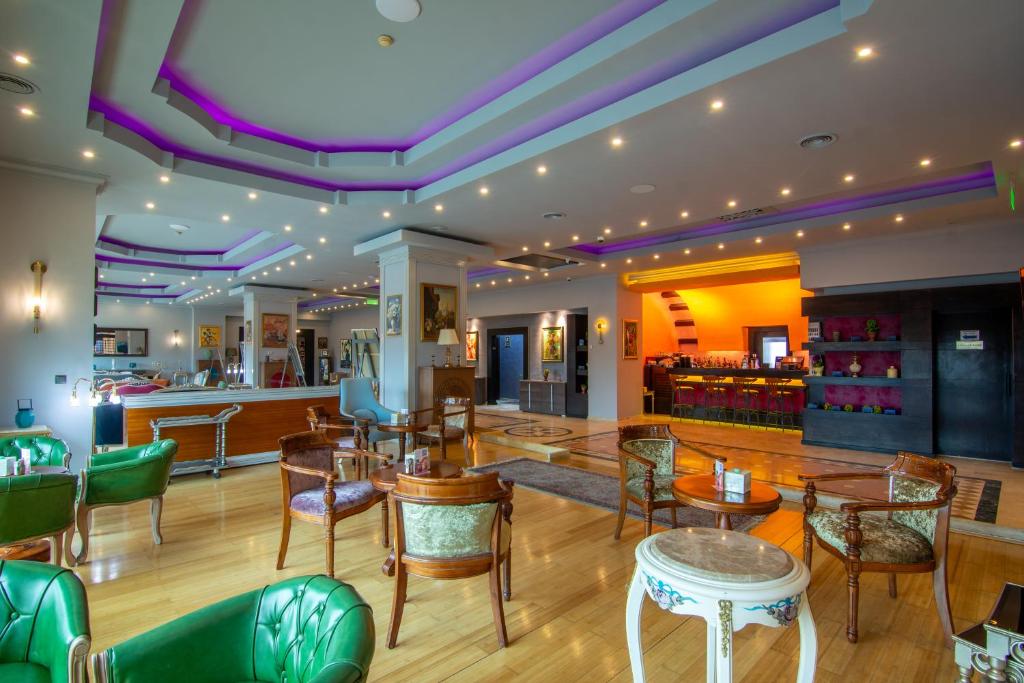 Phoenicia Express Hotel - Resim 3