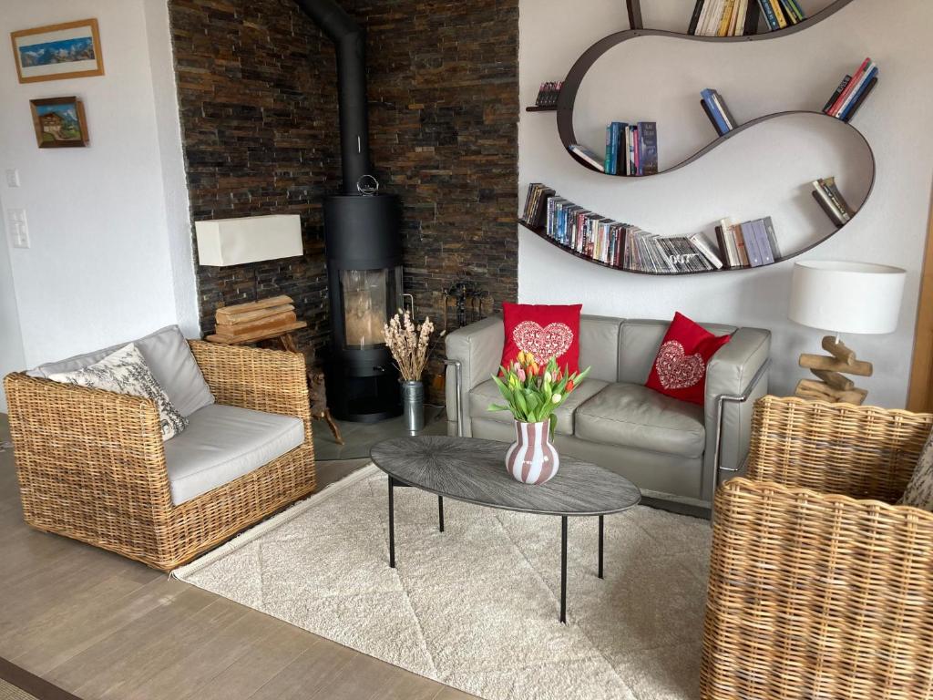Posezení v ubytování Ferienwohnung Gartenweg