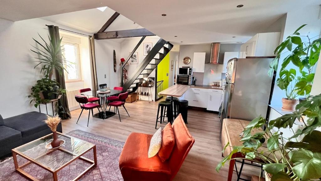 Kuchyňa alebo kuchynka v ubytovaní Bel appartement, proche plages pour 4 personnes, 2 chambres