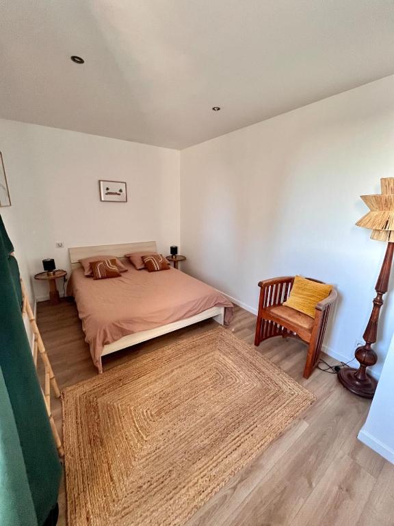 Posteľ alebo postele v izbe v ubytovaní Bel appartement, proche plages pour 4 personnes, 2 chambres