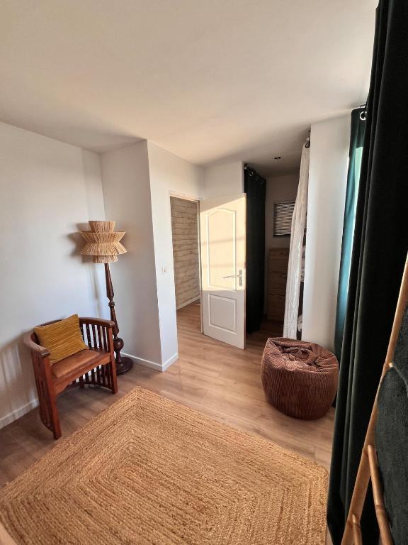 Posedenie v ubytovaní Bel appartement, proche plages pour 4 personnes, 2 chambres