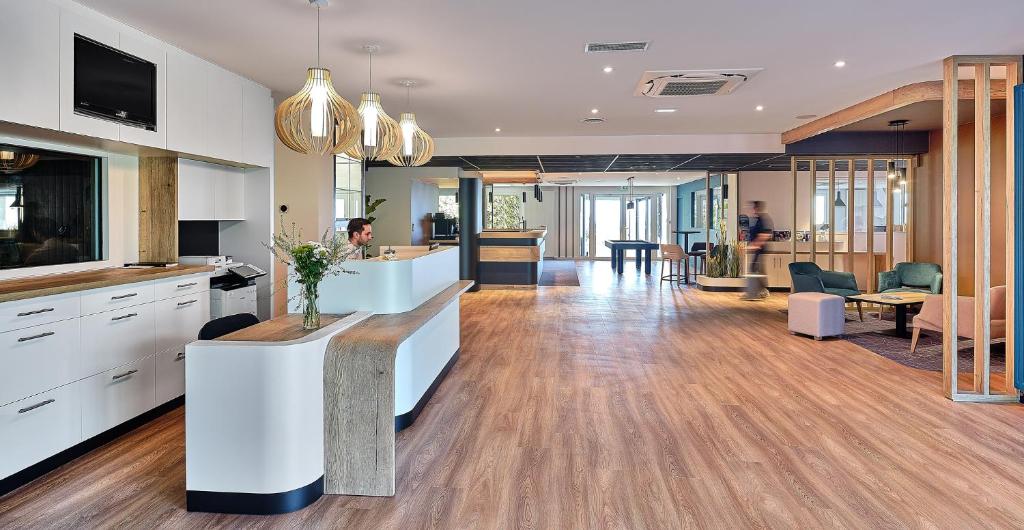 Logis Htel Restaurant Aloe, Les Herbiers (updated prices 2026)