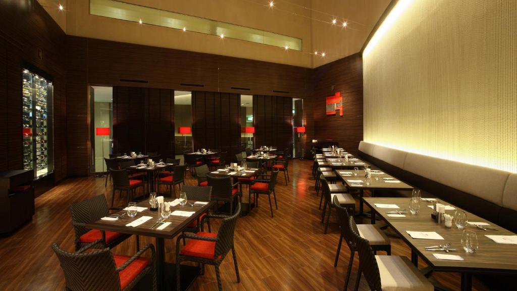 Restaurace v ubytování ANA Crowne Plaza Niigata by IHG