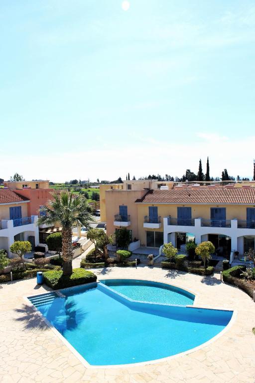 IRINI - Superior Luxury Apartment, Just 13 Minutes from Paphos