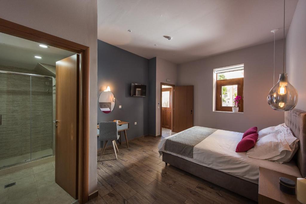 Bluebell Luxury Suites - 2