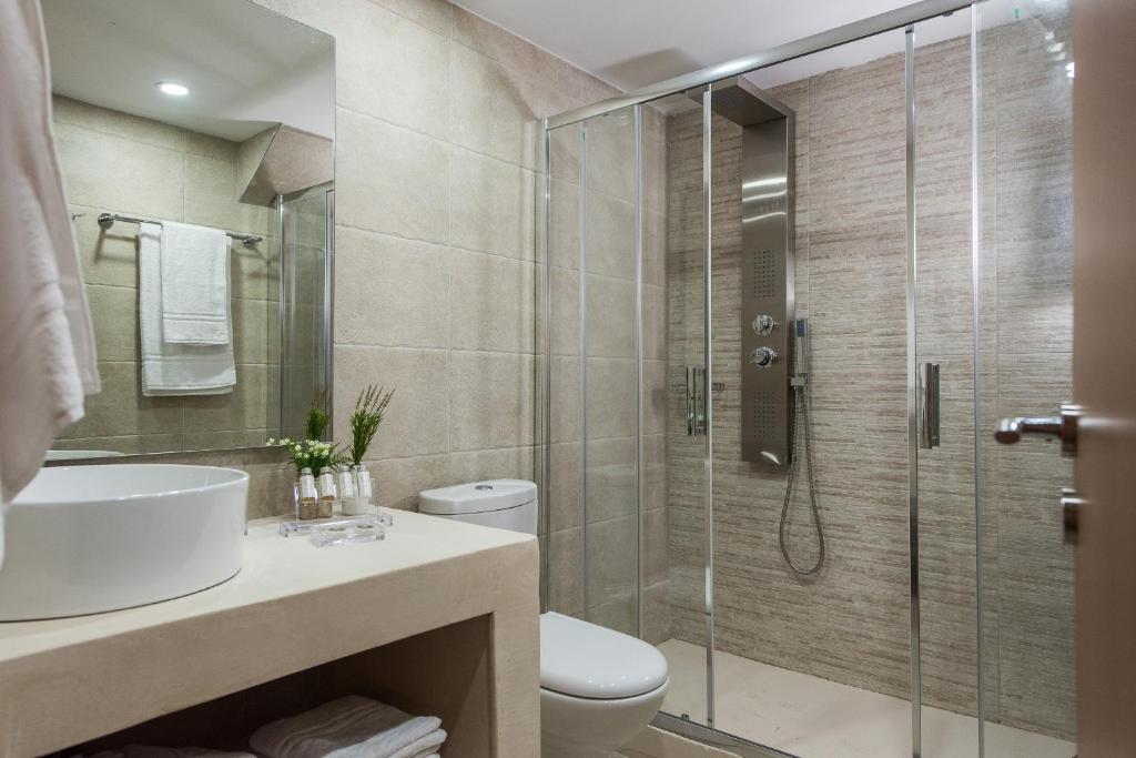 Łazienka w obiekcie Bluebell Luxury Suites
