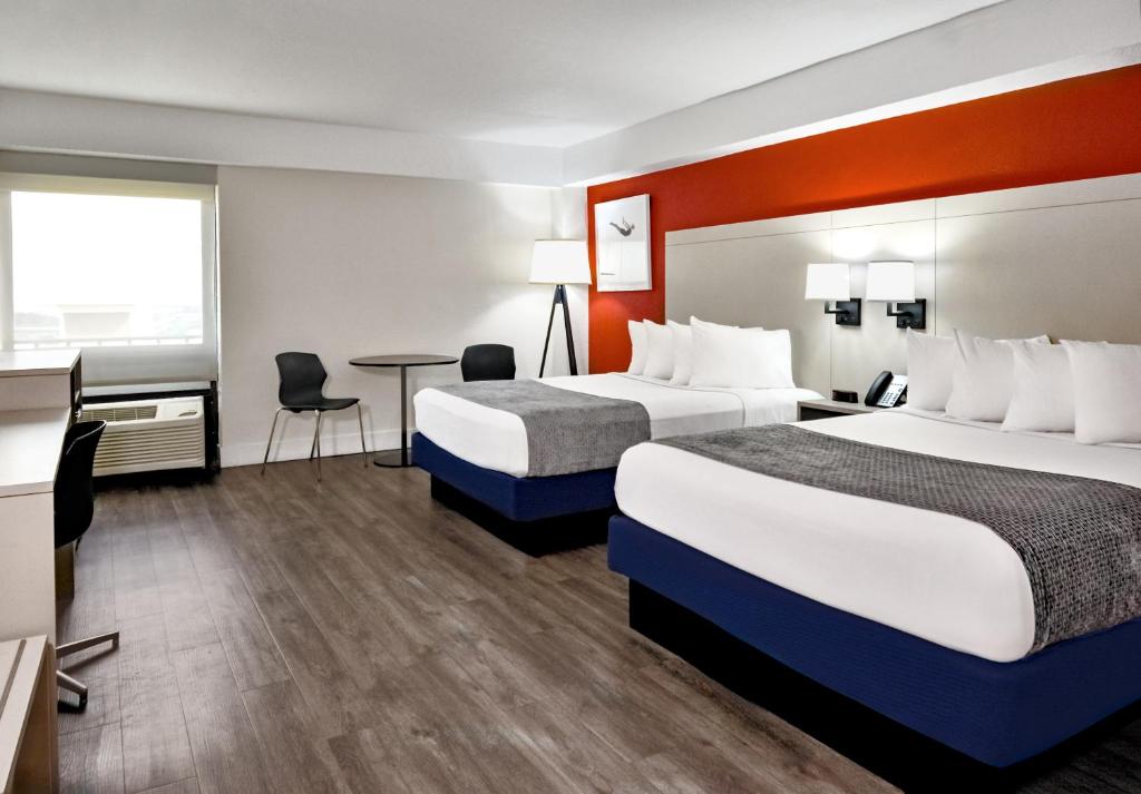Wyndham I-Drive Avanti Resort & Conference Center photo