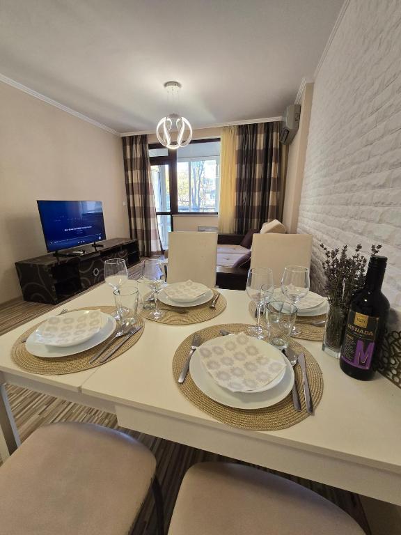 City Center Sea Garden apartment 2BR