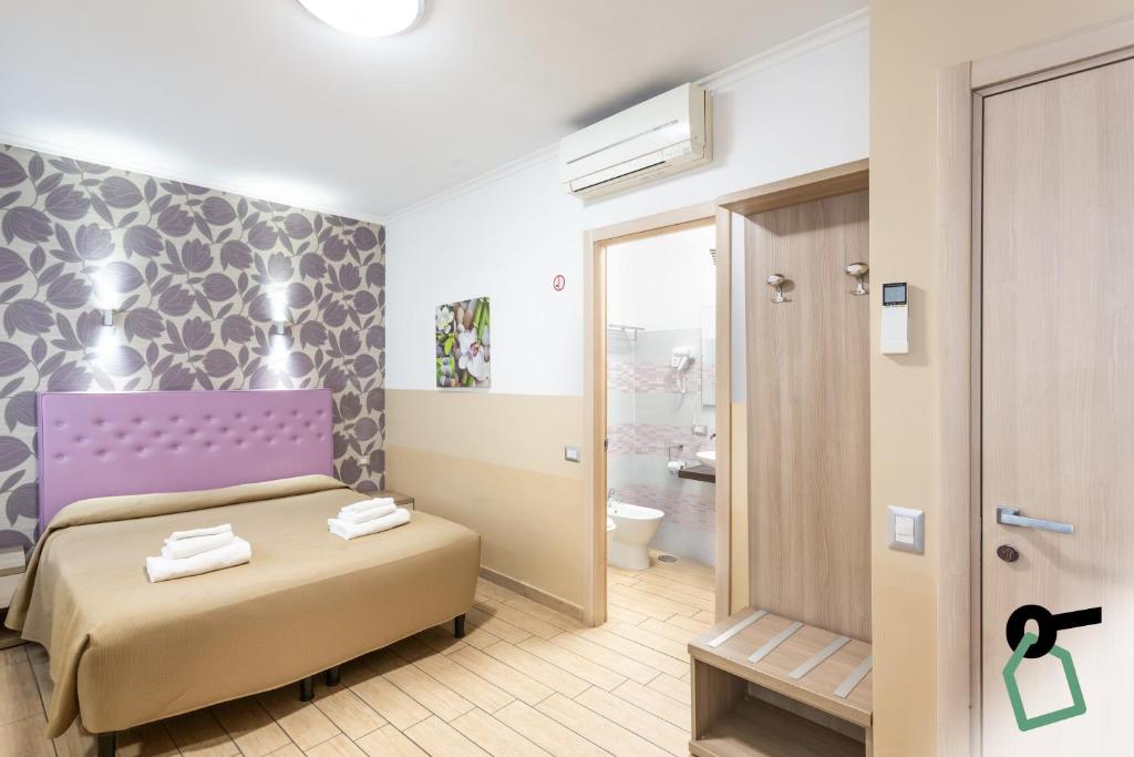 HOTIDAY Room Collection - Roma Barberini - Resim 3