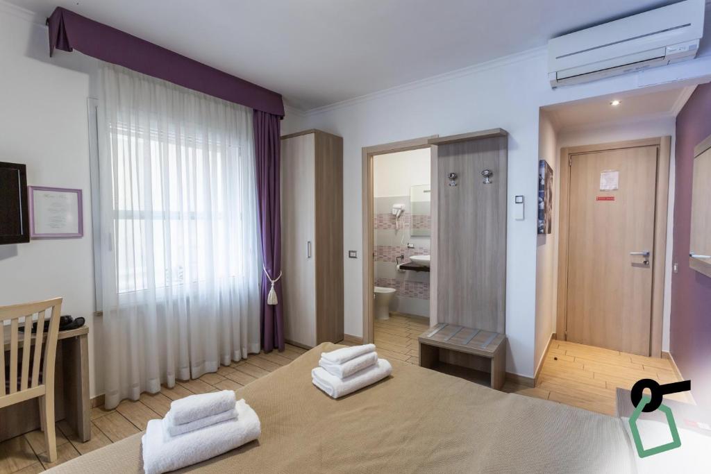 HOTIDAY Room Collection - Roma Barberini - Resim 32