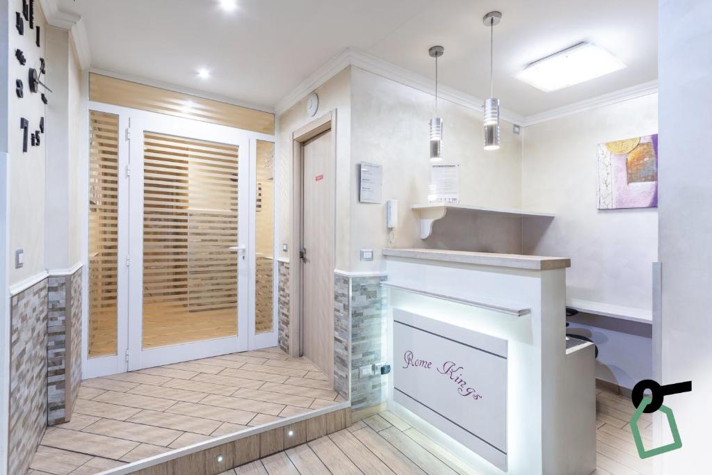 HOTIDAY Room Collection - Roma Barberini - Resim 17